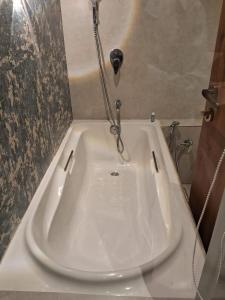 Ảnh trong thư viện ảnh của Regalia Suites -The Boutique Hotel, Navi Mumbai ở Navi Mumbai