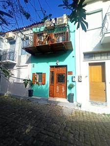 Το κτήριο όπου στεγάζεται  η παραθεριστική κατοικία