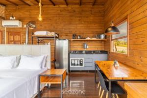 Η κουζίνα ή μικρή κουζίνα στο Charmosa cabana com vista incrível na serra VST005