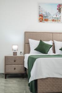 Postel nebo postele na pokoji v ubytování ARA Lux Apartments
