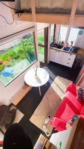 Posezení v ubytování frente al mar tiny house