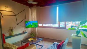 My Suite with views of Cali休息區