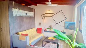 My Suite with views of Cali房間的床
