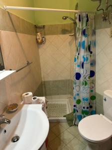 Kúpeľňa v ubytovaní Cottage Gole Alcantara Pafumi