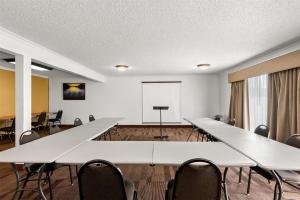 Konferenční prostory v ubytování Best Western Chieftain Inn + 37 fotografií