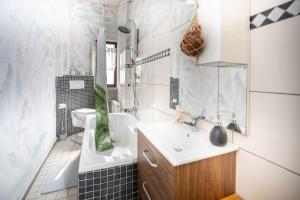 Koupelna v ubytování Charmante Privatzimmer in der Stadt