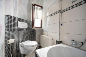 Koupelna v ubytování Charmante Privatzimmer in der Stadt