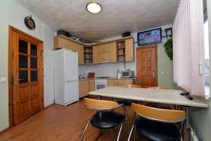 Η κουζίνα ή μικρή κουζίνα στο Rambyno apartamentai