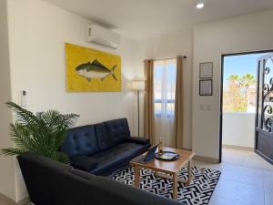 Fotografie z fotogalerie ubytování Cozy full condo with pool and close to the beach v destinaci Cabo San Lucas + 27 fotografií