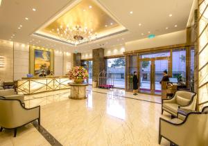 Posezení v ubytování Royal Dragon Hotel
