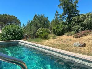 Gallery image of Priest Ranch with Guest House and Pool in Big Oak Flat