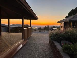 Gallery image of Priest Ranch with Guest House and Pool in Big Oak Flat