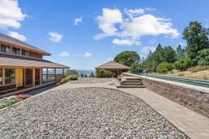 Gallery image of Priest Ranch with Guest House and Pool in Big Oak Flat
