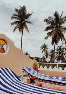 O vedere generală la mare sau o vedere la mare
luată din acest hotel