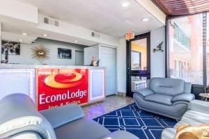 Afbeelding uit fotogalerij van Econo Lodge Inn & Suites Macon North in Riverside Park