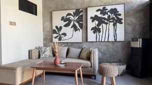 Χώρος καθιστικού στο Ambara Villa - Quiet Luxury in Umalas