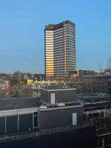 Tòa nhà nơi căn hộ tọa lạc