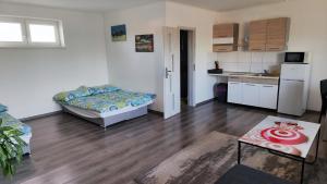 A kitchen or kitchenette at Villa Cuba