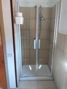 A bathroom at Beds Ar Colle