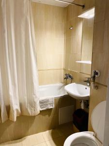 Koupelna v ubytování Intourist-Zakarpattia Hotel