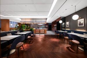 Гостиная зона в Intercity Hotel Shanghai City Center - Free Mini Bar