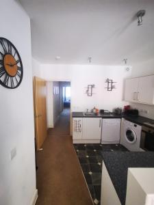 Kuchyň nebo kuchyňský kout v ubytování Stevenson Apartment in Oban City