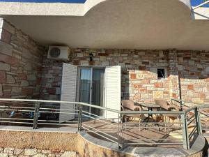 Φωτογραφία από το άλμπουμ του Stone Villa σε Εξαμίλι +20 φωτογραφίες