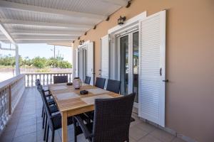 Balkón nebo terasa v ubytování Villa Kotetsi