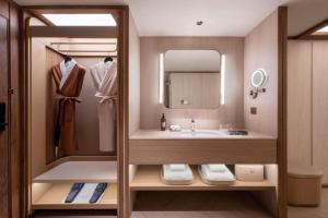 Bilik mandi di Orange Crystal Hotel MixC Shantou East Coast