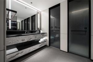 Фотография из галереи Intercity Hotel Shanghai City Center - Free Mini Bar в Шанхае