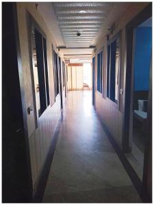 Galería fotográfica de HOTEL GANGA # PALACE Near Mathura Museum - Bus Stand - Mathura Railway Jucation - Parking and Wifi Facilities - Air Conditioning Luxury Room - A Top Rated Four Star Hotel en Mathura
