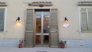 
The facade or entrance of B&B La dolce siesta
