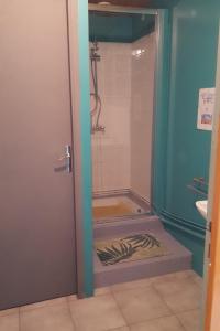 Koupelna v ubytování Gîte à la campagne proche du littoral