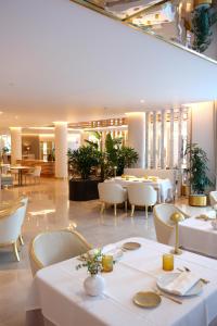 Ruang duduk di ZEM Wellness Clinic Altea - 5 Stars Grand Luxury