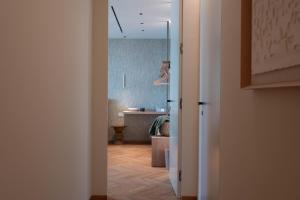 Bilik mandi di Ammare Luxury Villa by Le Dhome Sicily +34 gambar