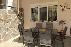 Χώρος καθιστικού στο Apartman KORMILO +16 φωτογραφίες