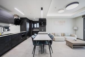 Kuchyň nebo kuchyňský kout v ubytování Odays Osiria Residence