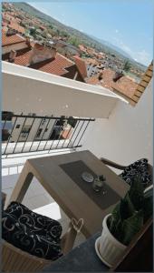 Balkon lub taras w obiekcie Apartman MIKA