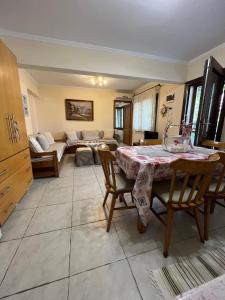 Gallery image of Bella's House in Stavros