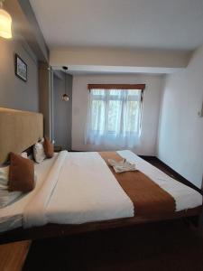 Foto dalla galleria di Hotel Sakura Mountain View 10 mins from Mall Road a Darjeeling