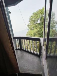Foto dalla galleria di Hotel Sakura Mountain View 10 mins from Mall Road a Darjeeling