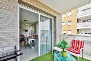 Balkón nebo terasa v ubytování L'Eden Urbain Proche Lyon, Terrasse, BBQ et Parking