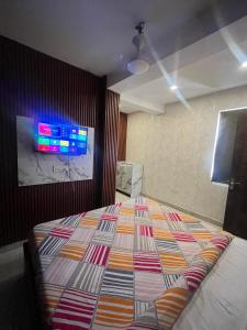 Postel nebo postele na pokoji v ubytování Hotel Lagoon Inn - Malviya Nagar