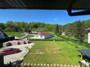 Κήπος έξω από το City Forest