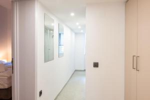 Posteľ alebo postele v izbe v ubytovaní StayWithUs , ground Floor