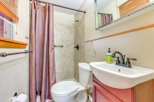 Ένα μπάνιο στο Fish and Bird Watch Waterfront Jacksonville Gem +24 φωτογραφίες