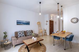 Χώρος καθιστικού στο Atop gold luxury suites