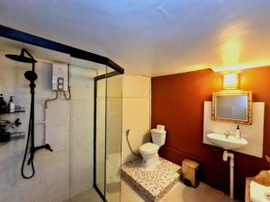 Ένα μπάνιο στο Mettā Guesthouse Kampot
