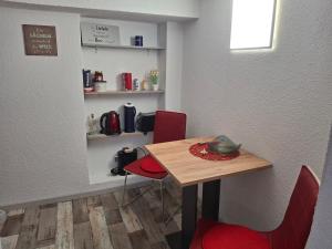 Posezení v ubytování Heikes kleines Souterrain Apartment