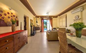 Posedenie v ubytovaní Exclusive Crete Villa Villa Citrus 3 Bedroom Private Pool Rethymnon